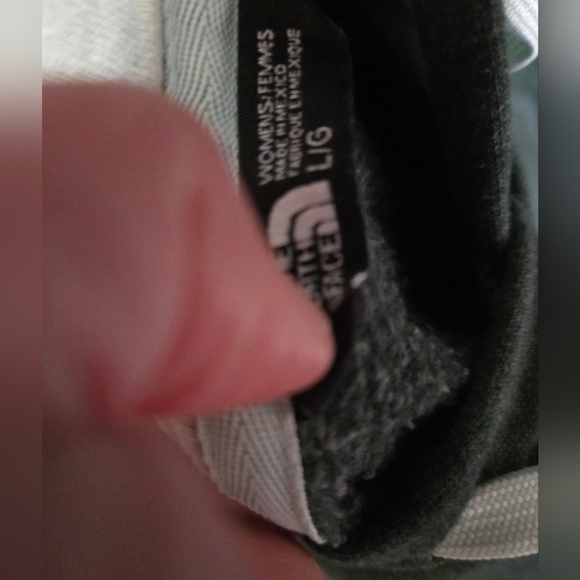 The NORTHFACE HOODIE - Picture 3 of 3